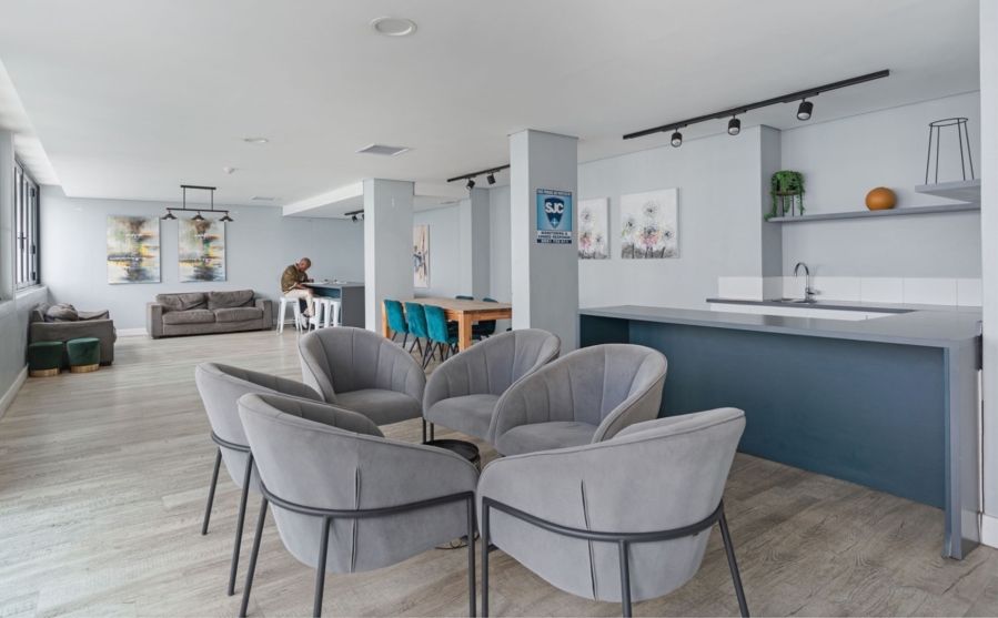 1 Bedroom Property for Sale in Woodstock Western Cape